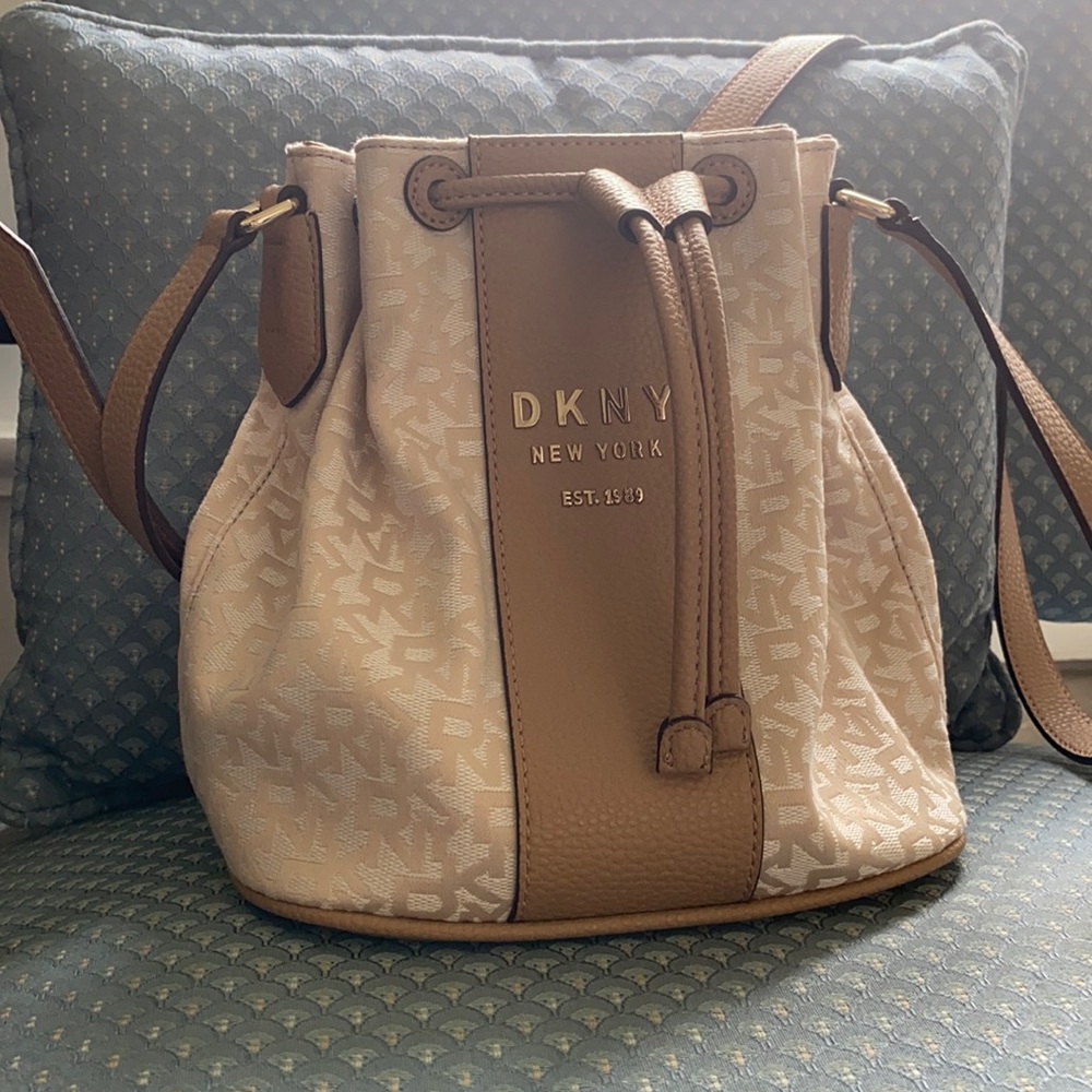 DKNY Bucket Drawstring bag